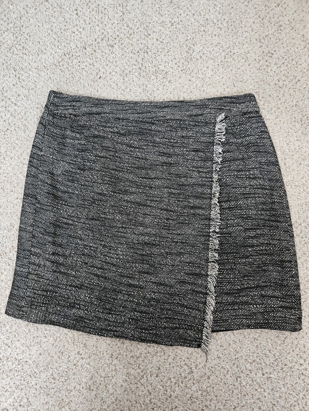 LOFT Petites 8P Black White Tweed Fringe Wrap Mini Skirt